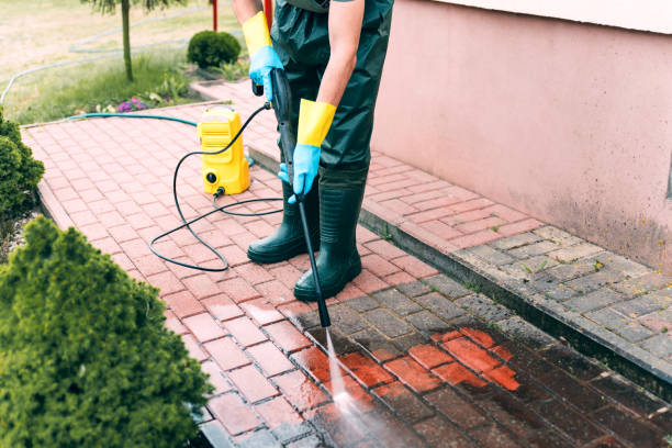 Best Deck Pressure Washing  in Victoria, MN